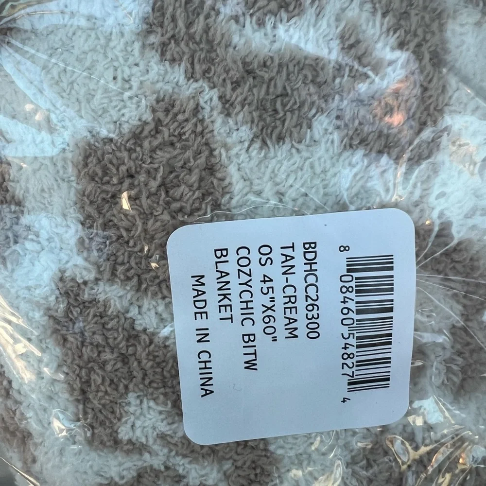 Barefoot Dreams Cozy Chic Tan Cream Animal Print Blanket::45 x 60::NWT::